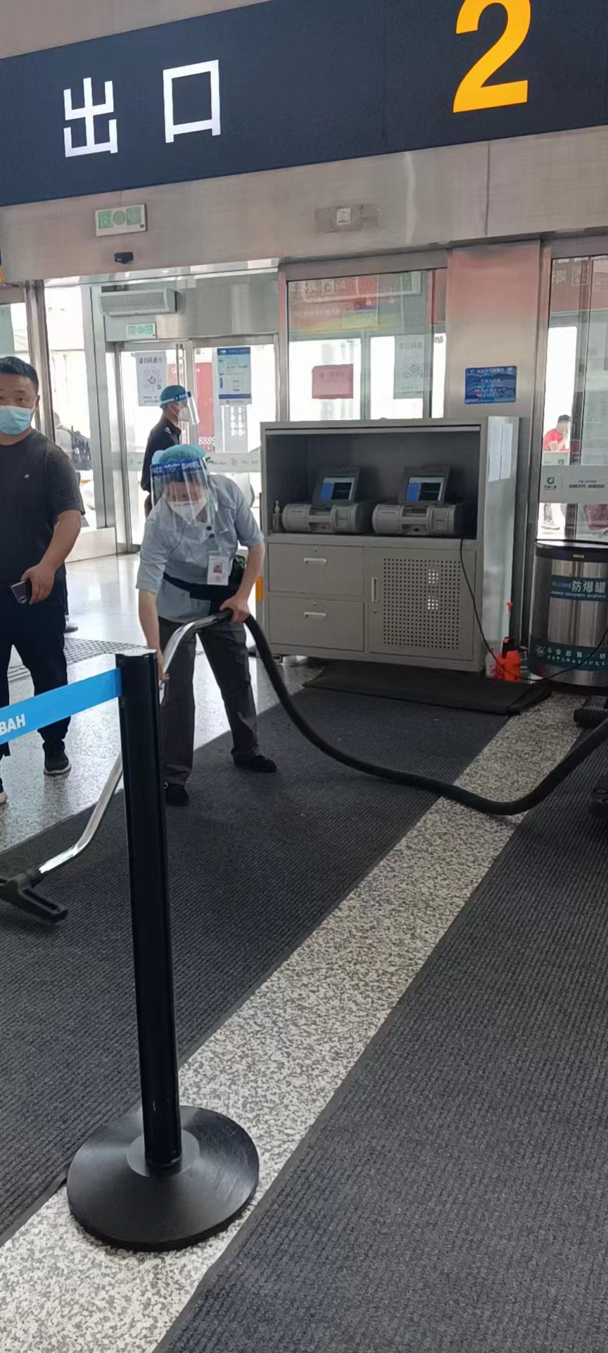 機（jī）場日常保潔